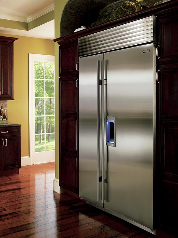 SubZero BI48SD/S/TH 48" SidebySide Refrigerator with External Water